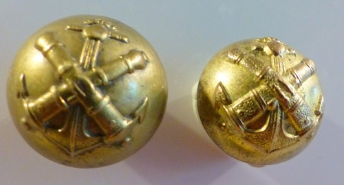 Boutons bombés dorés - ,