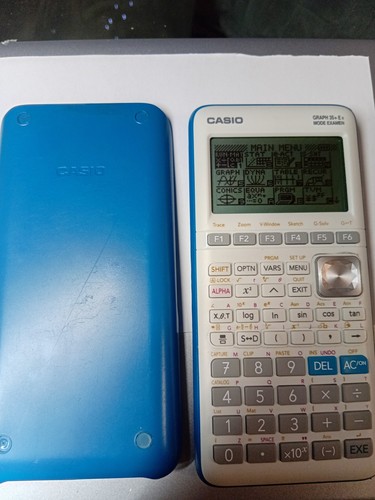  4 calculatrices Lycée Et