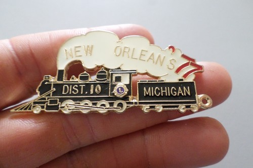 Broche badge lions club - broche,