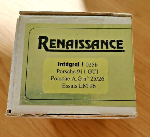 Renaissance resin car - 1/43, kit
