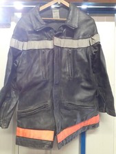 Ancienne Veste Pompier Cuir Feux T50 VTN