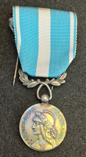 Très belle médaille