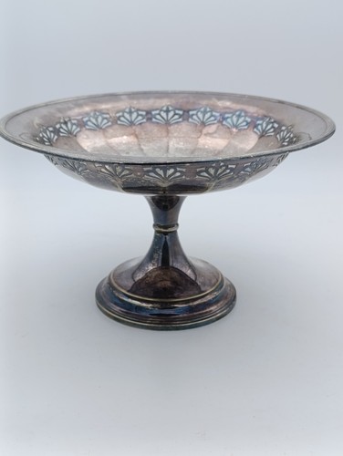 Coupe sur pied ancienne - , art