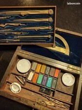 Ancien coffret en noyer –