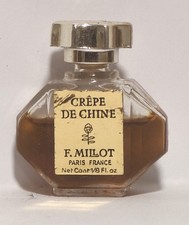 Crêpe de Chine. F. Millot