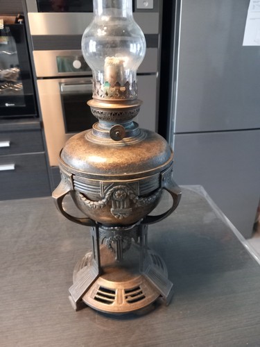 Lampe pétrole bronze - à,
