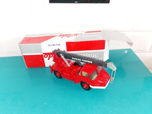 0109246 pompiers camion - camion, solido