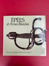 Livre "Epées et armes