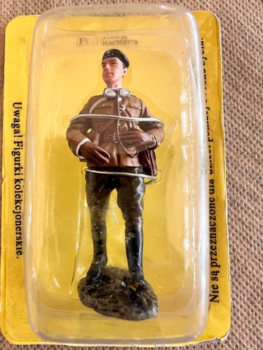 Officier 1er régiment de - 1er,
