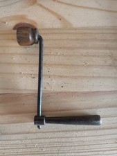 cle, clef,clé manivelle horloge pendule comtoise carré de 5 mm