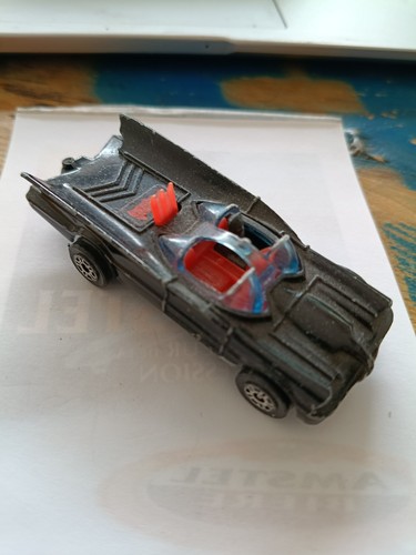 Corgi juniors batmobile - corgi, dc