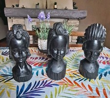 Lot de 3 bustes en bois d’ébène sculptés à la main 