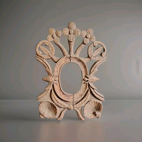Beau cadre bois sculpté - en,