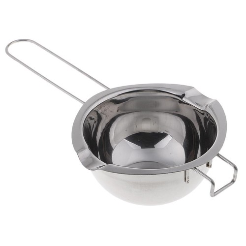 Faire fondre une bougie - , en