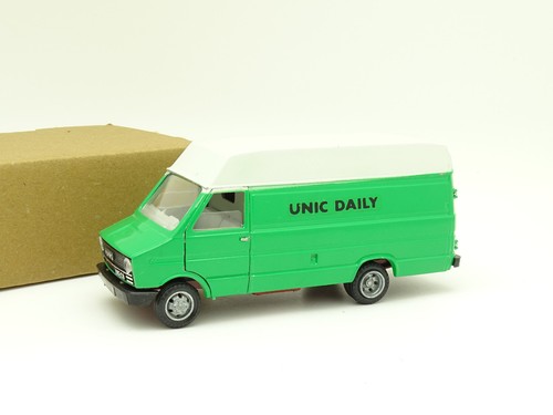 Old cars unic iveco - old,