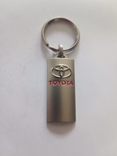 Porte-clés Automobile TOYOTA Garage VIRY CHATILLON Keychain vintage 80'