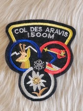 ECUSSON TISSU BRODÉ RÉGION