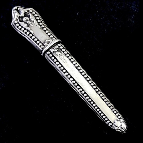 Ancien étui porte aiguilles - Étui,