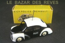 CIJ FRANCE. RENAULT 4 CV  POLICE. Ref: 3/49. + Boite.(sans portes échancrées)
