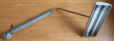 Lampe de bureau industrielle vers 1950 1960 articulée à néon