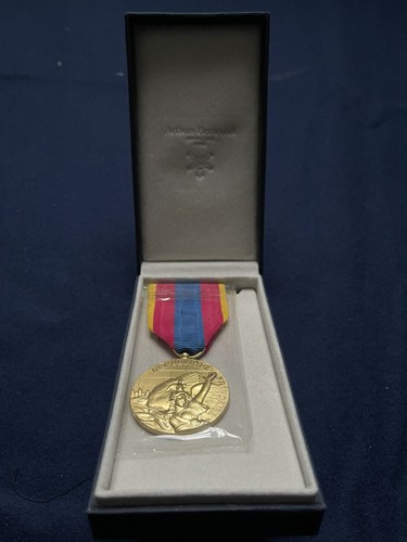 Médaille défense nationale - médaille,