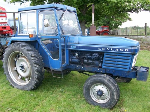 Leyland 344 384 tracteur - 344,