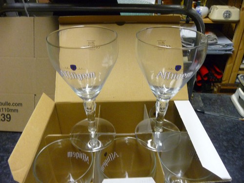 Lot verres a biere - a,