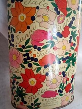 Boîte à poudre ancienne de