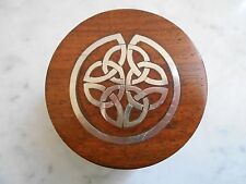  BOITE BIJOUX A DÉCOR SYMBOLE CELTIQUE EN BOIS ET MÉTAL ARGENTE