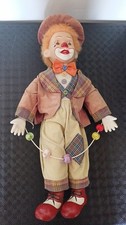 Poupée clown porcelaine