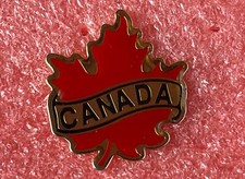 T01 Pins CANADA FEUILLE