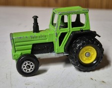 Tracteur miniature vert