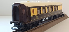 TRI-ANG HORNBY R 228 OO