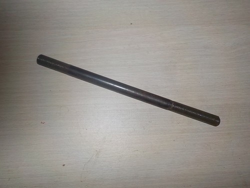 Axe roue arriere motobecane - roue,