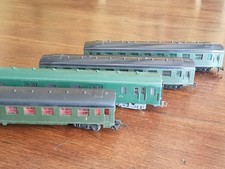 lot de 4  wagons jouef et