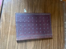 Protège Livre En cuir , couleur lit de vin