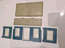 Lot De Mur Banque Maison Bleue