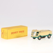 Dinky Toys F n° 596 LMV