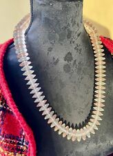 Collier moderniste disque en Altuglas ou plexiglas  ??? vintage 1970 - jewelry