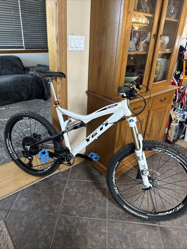 Yeti 575 full - yeti, suspension