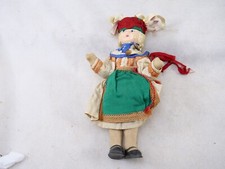 Poupée folklorique ancien