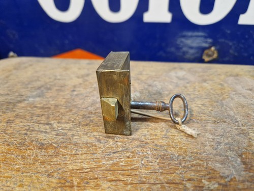 Nos petite serrure ancienne - nos,
