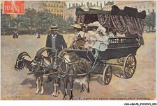 CAR-ABGP8-0788-69 - LYON - la voiture aux chèvres - place Bellecour