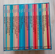 coffret  collector 30 livres WALT DISNEY collection Jouons à apprendre