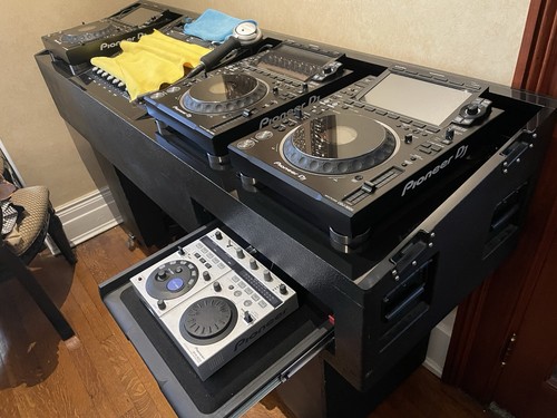Custom console for - dj,