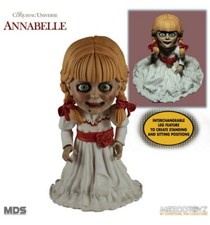 Mezco Designer Series - MDS- The Conjuring Universe - Annabelle - 15cm