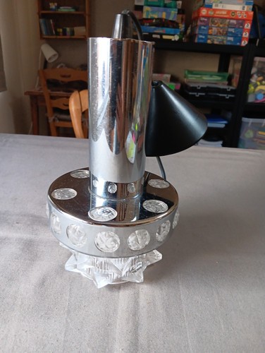 Suspension raak space age - space,