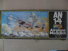 Maquette Avion 1/72 Airplane