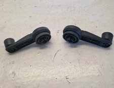 Poignée lève vitre  Renault