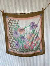 Foulard carré de soie